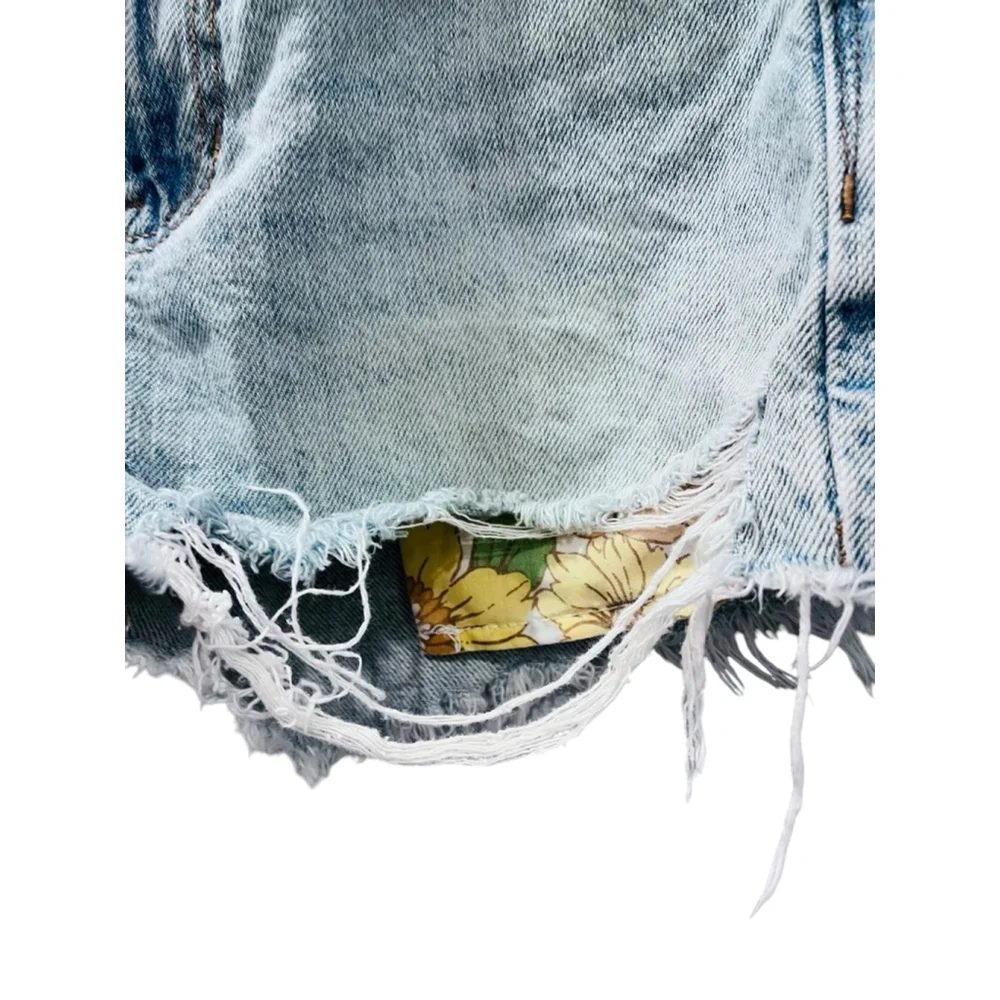 American Eagle Groovy Floral Pocket Denim Jean Shorts Size 00 Distressed Casual